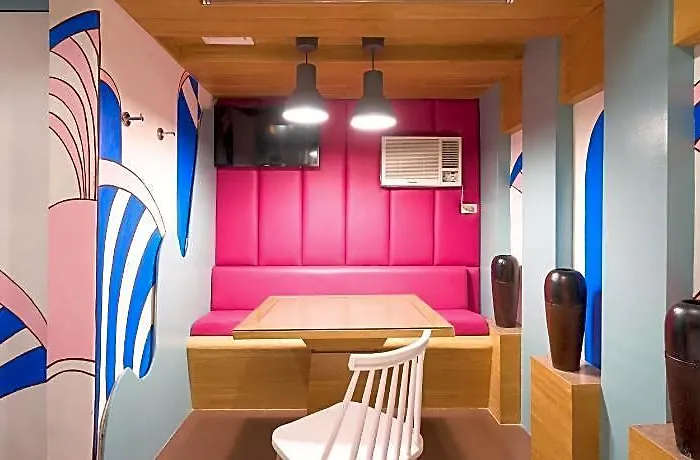 Victoria Court Pinas Hotel