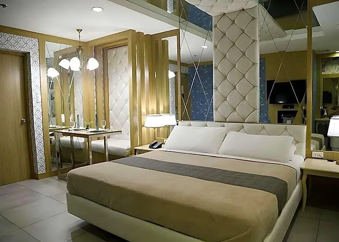 Hotel Victoria Court Pinas 3*