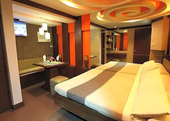 Victoria Court Pinas 3* Manila