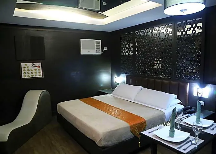 Victoria Court Pinas Hotel Manila